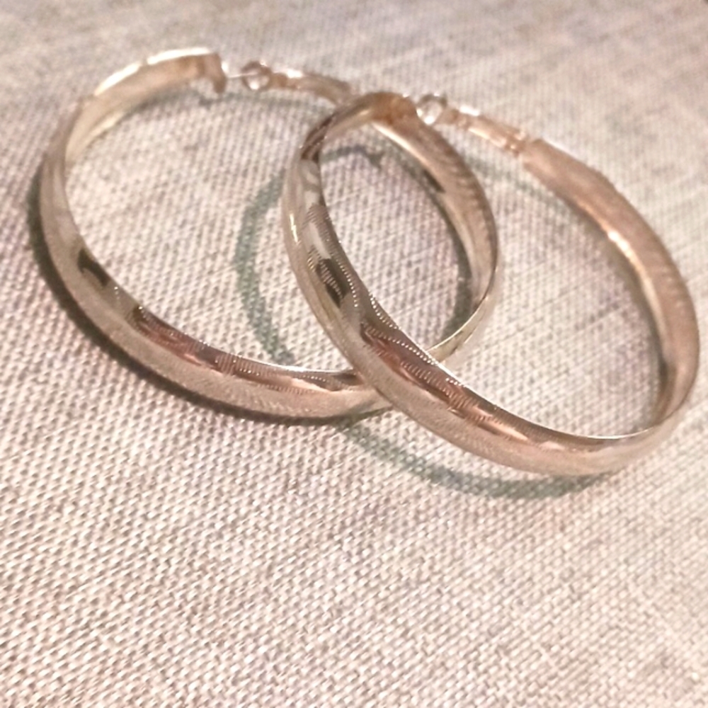 Large Silverplated Hoops w/ Minor Wear - Pre-loved (2.5")